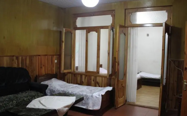 Guest House On Asatiani