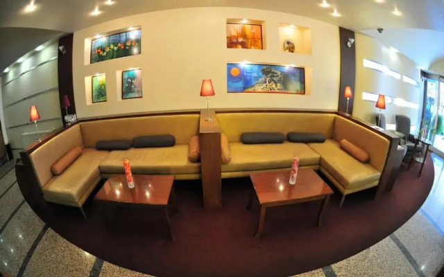 Arma Hotel