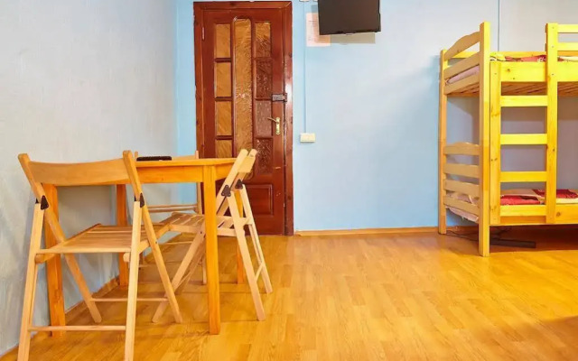 Happy Hostel