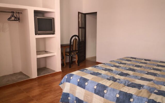 Room-awesome King Room In City Center