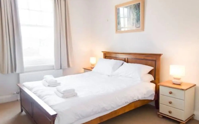 Host Stay Apartment 5 York Terrace