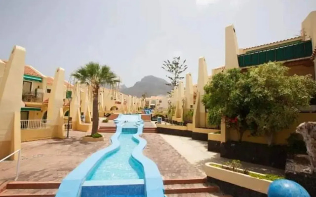 Playa Fanabe Apartament