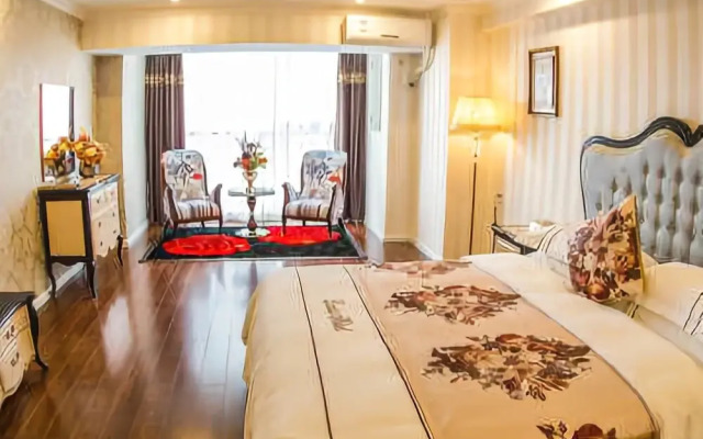 Lantis Hotel