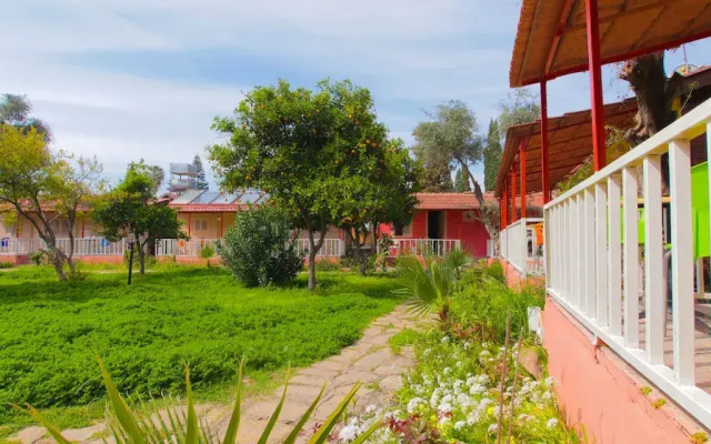 Toll Hotel