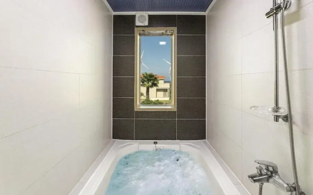 Jeju Basafan Spa Pension