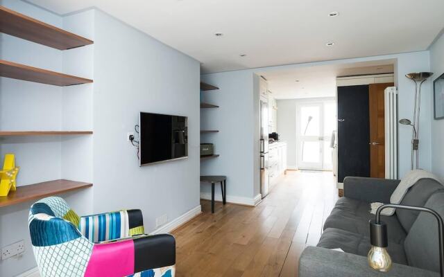 Wonderful 2Br Duplex Flat In Kennington