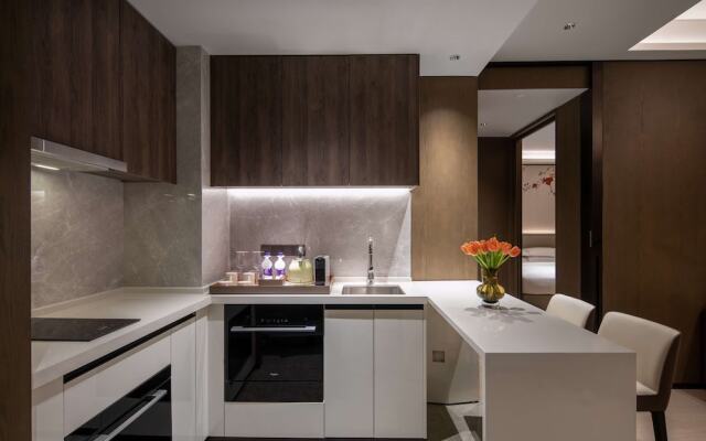 Yuexiu Hotel Guangzhou, Curio Collection by Hilton