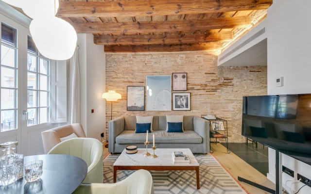 Pier 1 in Barcelona with 1 bedrooms and 1 bathrooms