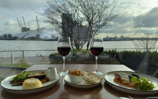 Radisson Blu Hotel, London Canary Wharf East