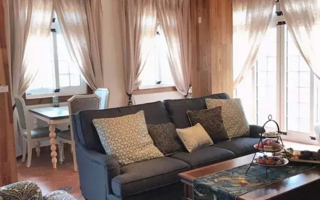 Sea & Wind Rose Villa