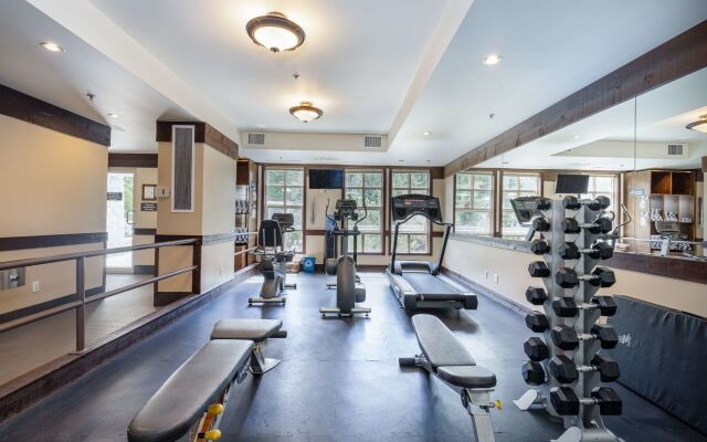 Blackcomb Springs Suites by CLIQUE