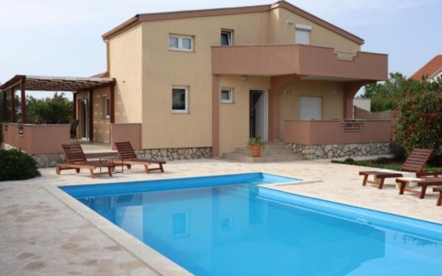 Casa Duje With Lovely Pool