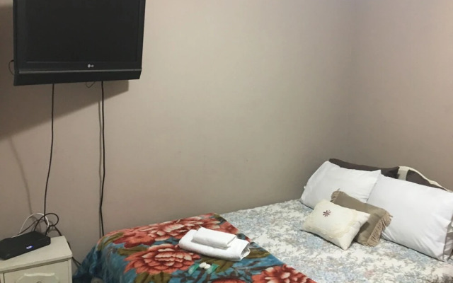 WHITEHOUSE Guesthouse