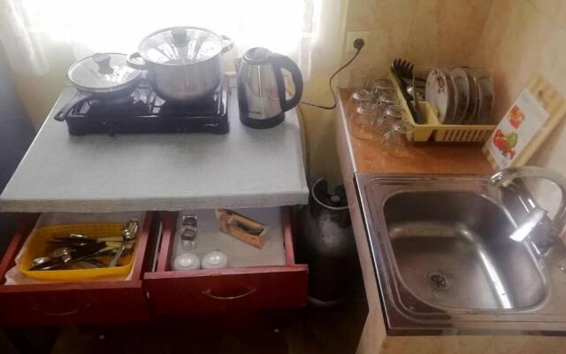 Achi Guest House