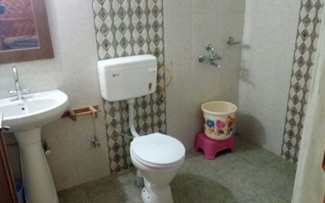 Sumit Hotel Kausani