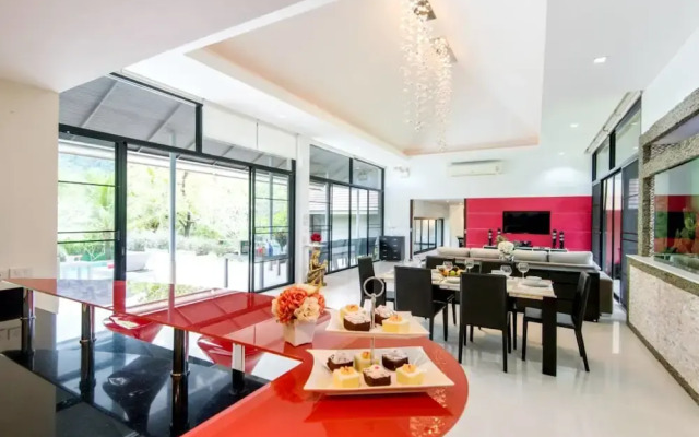 Kinnaree Villa Loch Palm Golf by Chattha