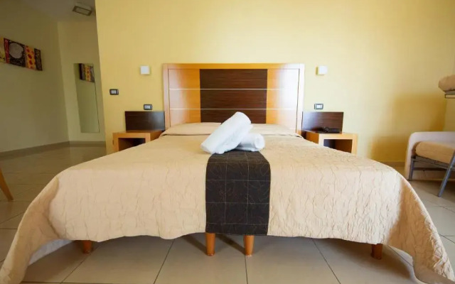 Ticho's Greenblu Hotel