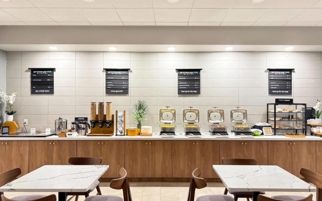 Holiday Inn South Plainfield-Piscataway by IHG