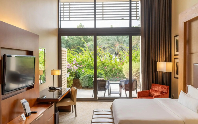 VOGO Abu Dhabi Golf Resort & Spa