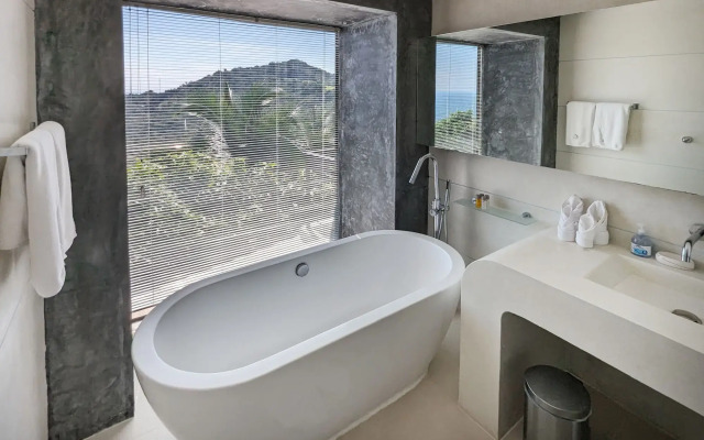 Villa Moonshadow