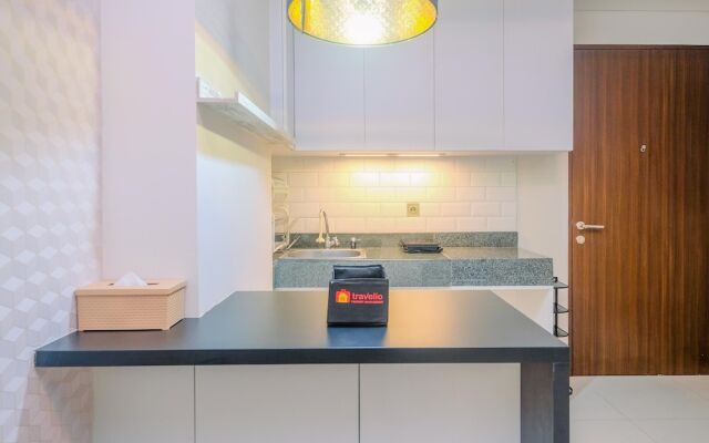 Cozy And Clean 2Br At Transpark Cibubur Apartment
