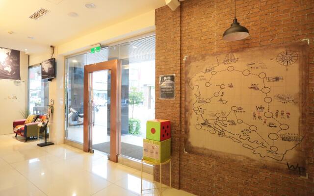 New Rise Hotel
