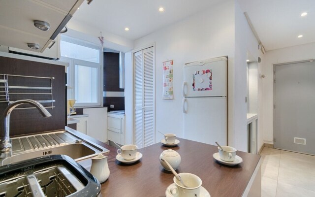 4-room Apartment at the Crossroads Marseille Life