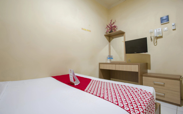 OYO 3755 Sweet Home