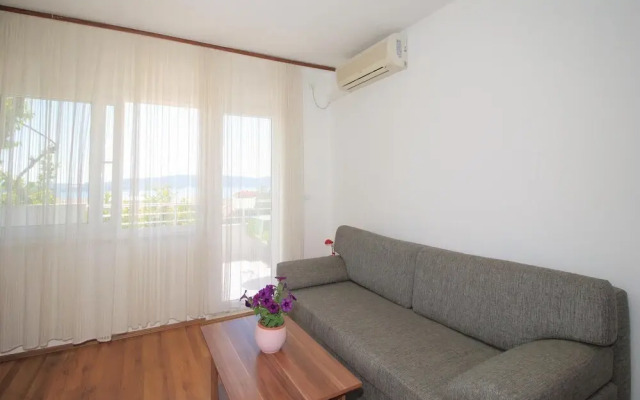 Beautiful Home in Kastel Sucurac With Wifi and 2 Bedrooms