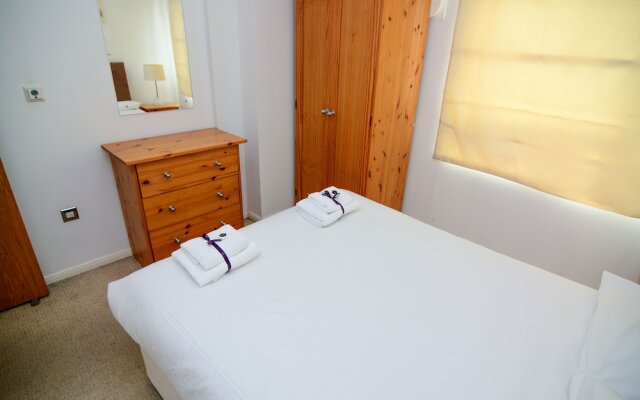 Canary Wharf Budget Apartments