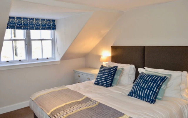 New Town Apartment Close to City Centre