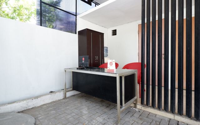 Palebon Residence by OYO Rooms