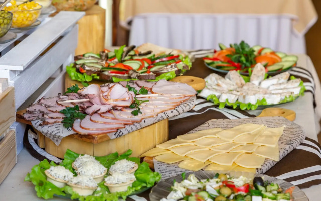 Отель «Ананас»