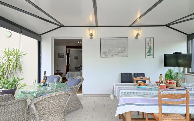 Holiday Home La Roseraie - KRB100