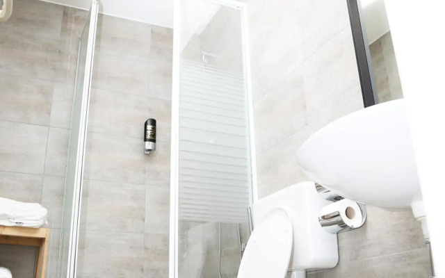 Main Hotel Frankfurt City