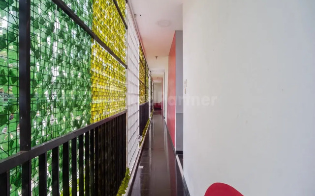 J&B Rooms Utan Kayu Jakarta Mitra RedDoorz