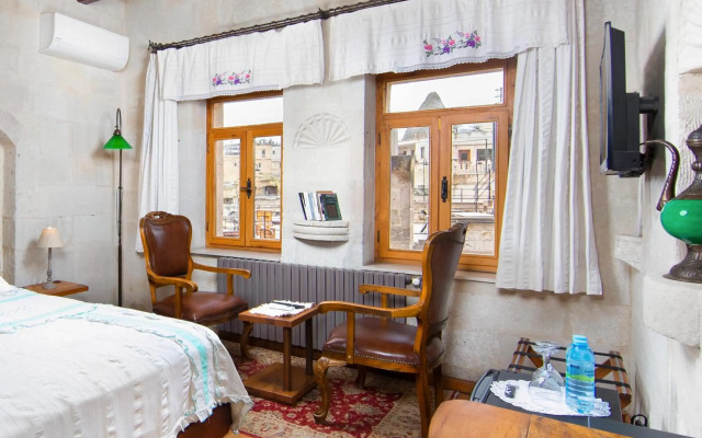 Terra Cave Hotel