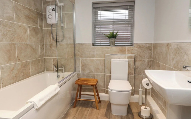 The Bungalow at 46 Church St