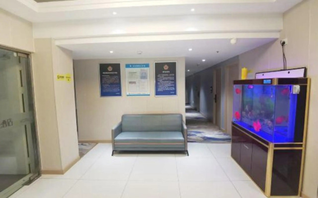 100 Inn Hotel (Gucheng Subway Station)