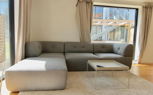 Private 1-bed Townhouse w Terraces