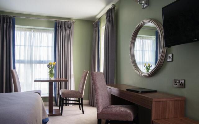 Holyrood Hotel