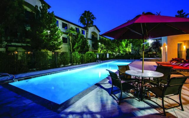 Tuscany Suites & Casino