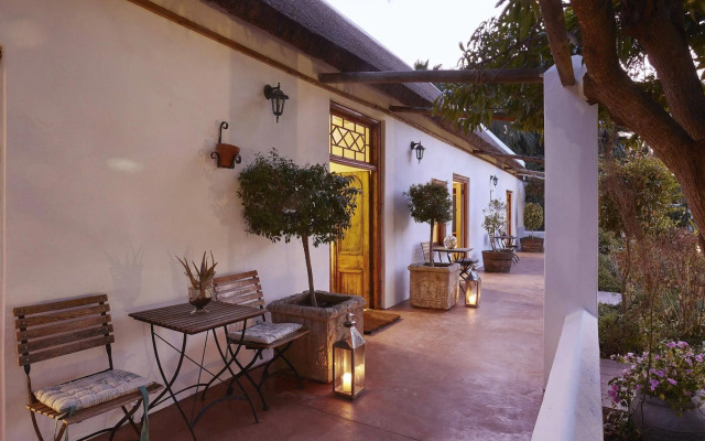 Yellow Aloe Guesthouse