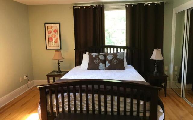 Leaside Executive Apartments