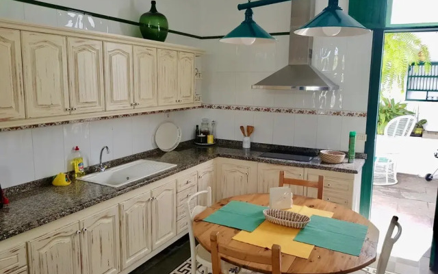 Emblemática Los Helechos