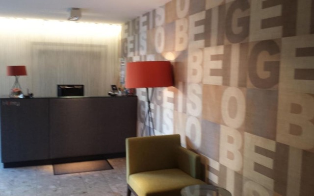 Hotel Henry