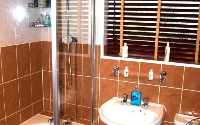 Coed Y Bryn Bed And Breakfast