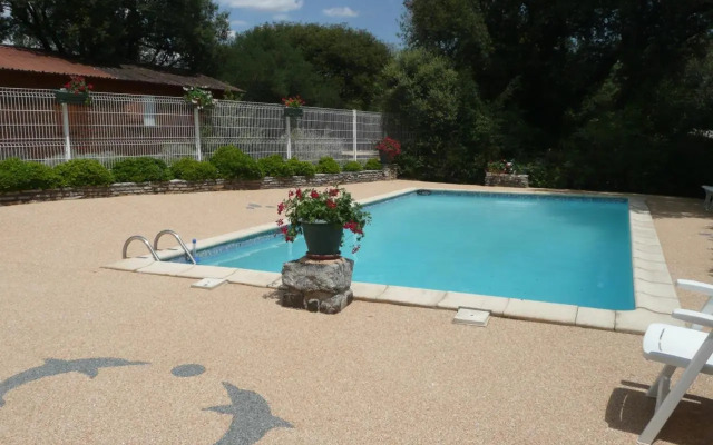 GITES de Plos Appart CHALET PISCINE SPA