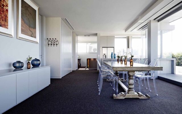 The Olsen Melbourne - Art Series