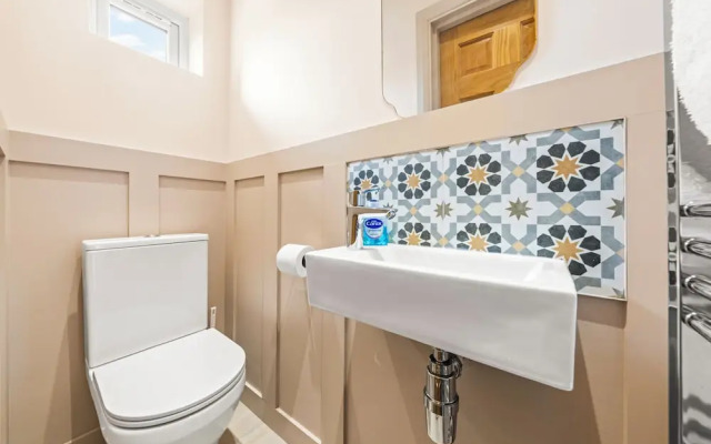 Modern 3Bed Home Next To Glasgow Airport